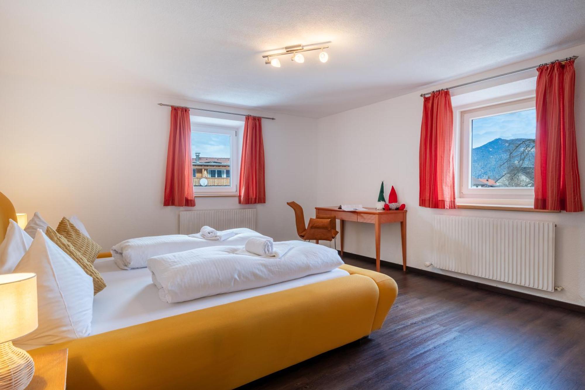 Apartmenthaus Ehrenberg Ehenbichl Екстер'єр фото