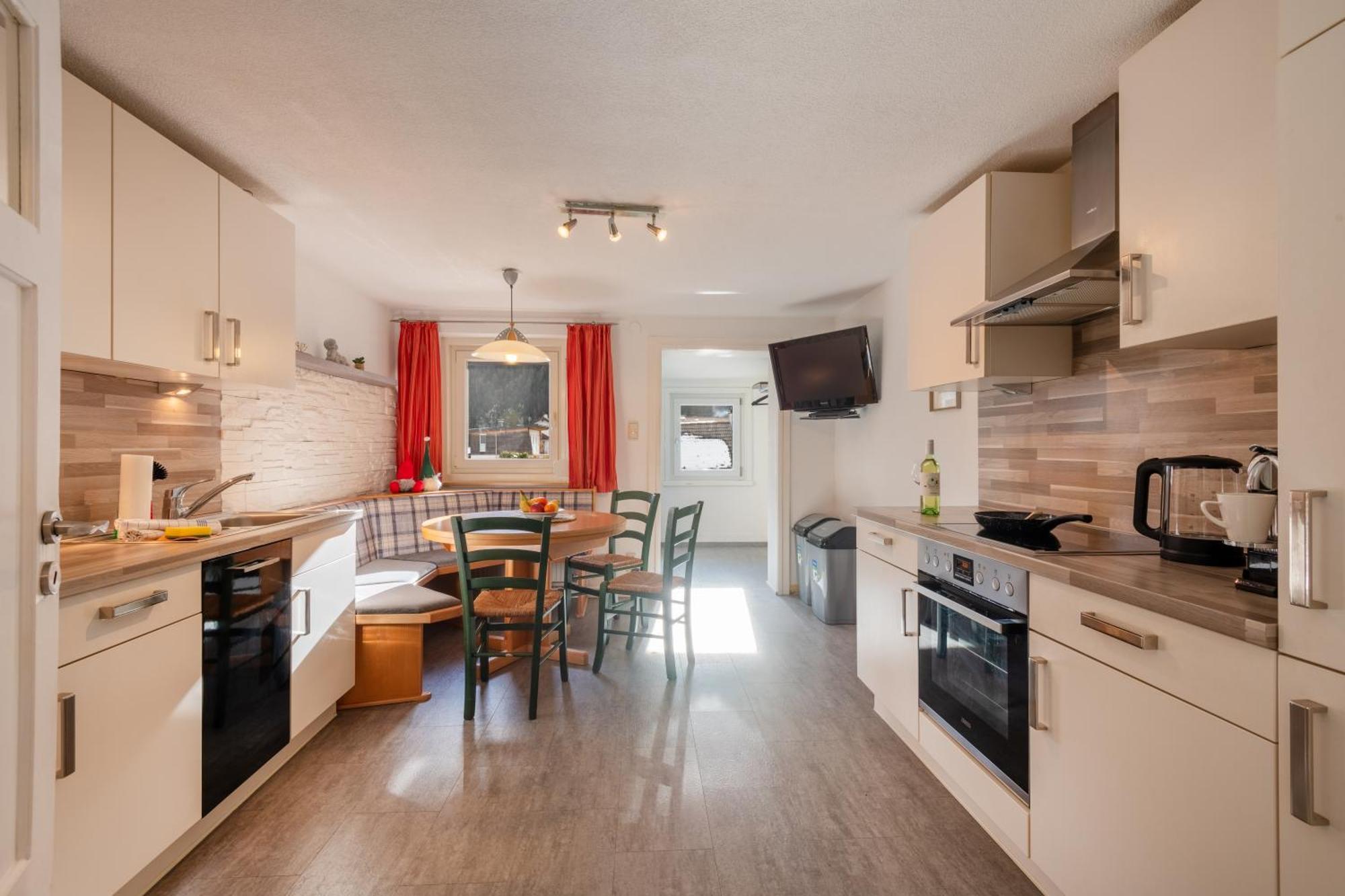Apartmenthaus Ehrenberg Ehenbichl Екстер'єр фото